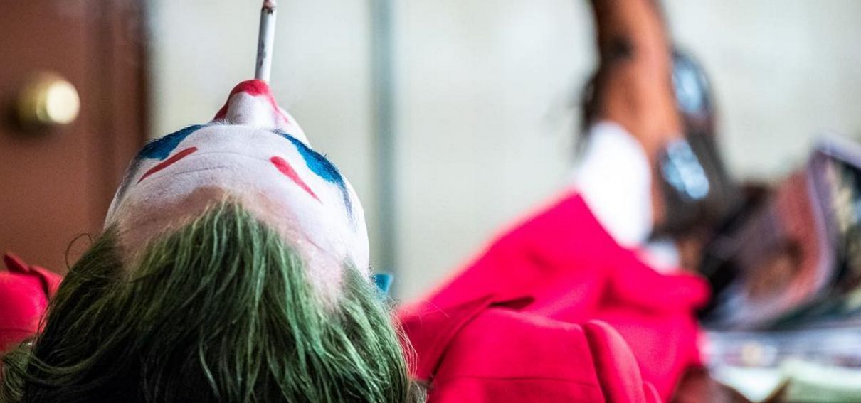 Coringa | Diretor agradece à equipe em foto dos bastidores