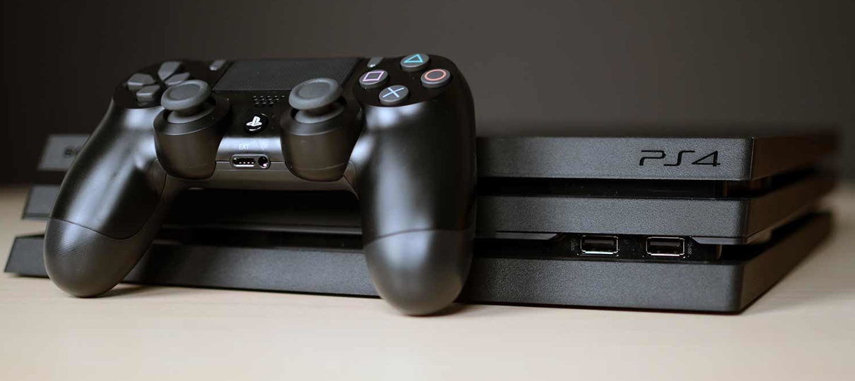 As pessoas estão surtando com suposto easter egg do PlayStation 5 no tema de Natal do PS4