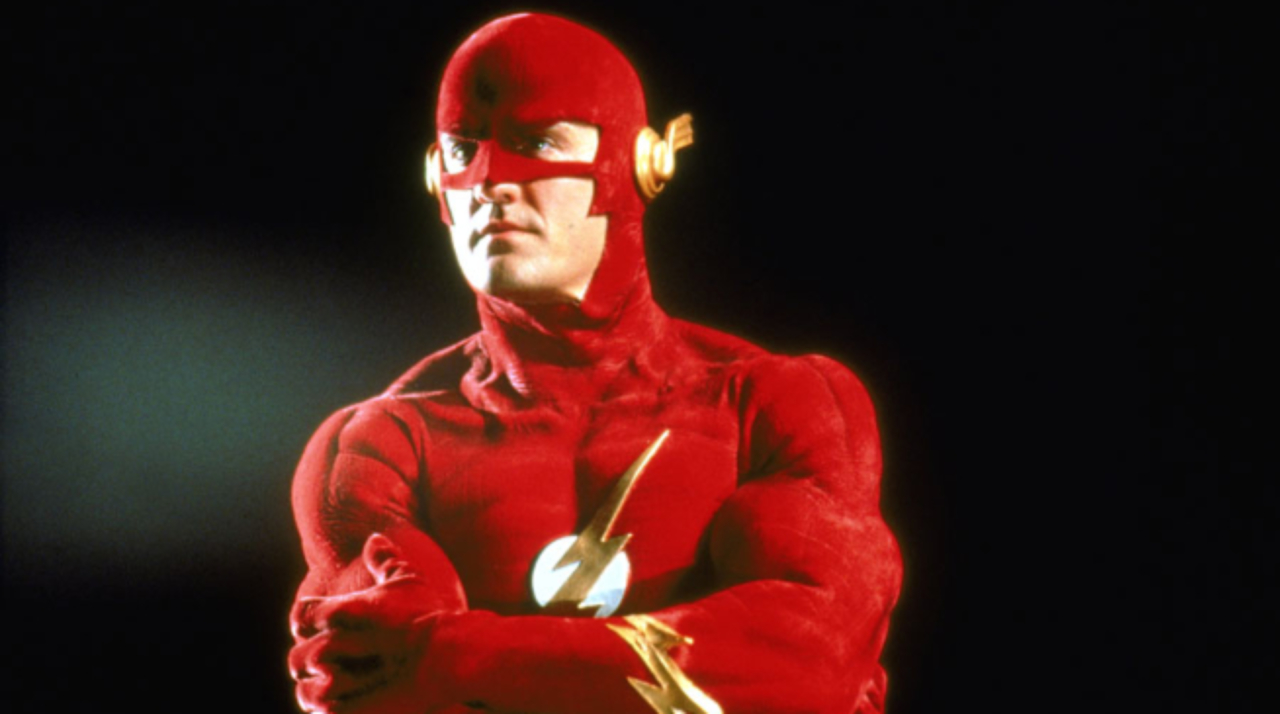 Arrowverse | Flash dos anos 90 aparece em trailer do crossover das séries da DC