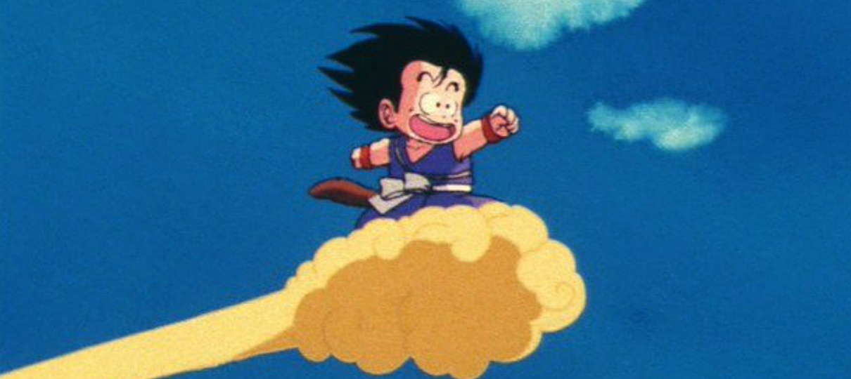 Dragon Ball | Goku voa em sua Nuvem Voadora em vídeo com drone -- e está incrível!