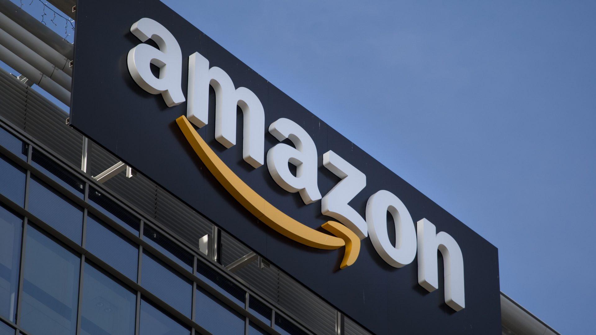 Reportagem mostra que Amazon descarta milhões de produtos ao ano, atraindo críticas