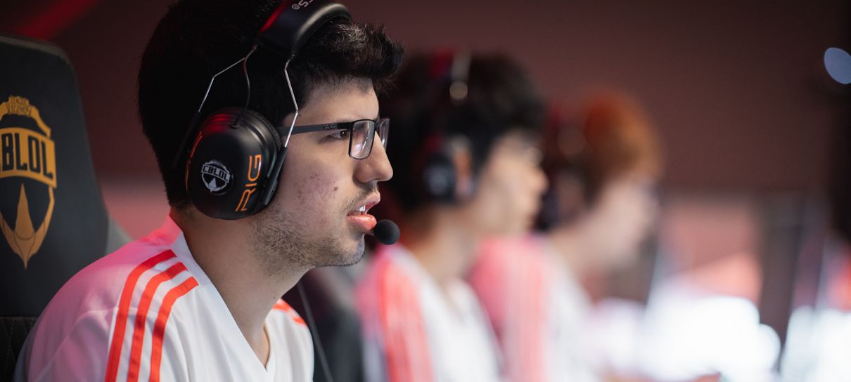 Conselheira do Flamengo ataca equipe de League of Legends do clube