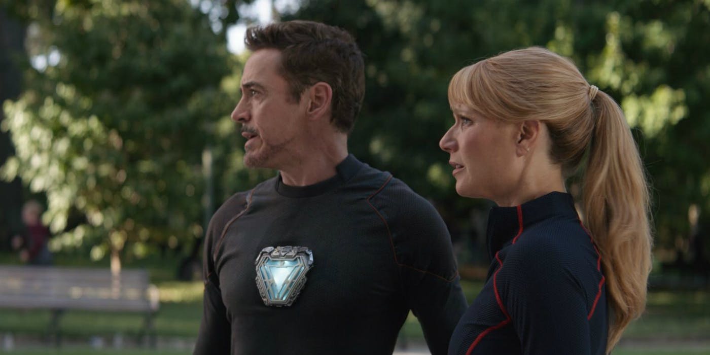 Vingadores  | Gwyneth Paltrow se despede de Pepper com foto ao lado de Robert Downey Jr.