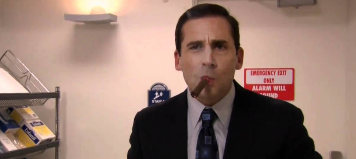 Steve Carell surpreende Jenna Fisher em programa de TV