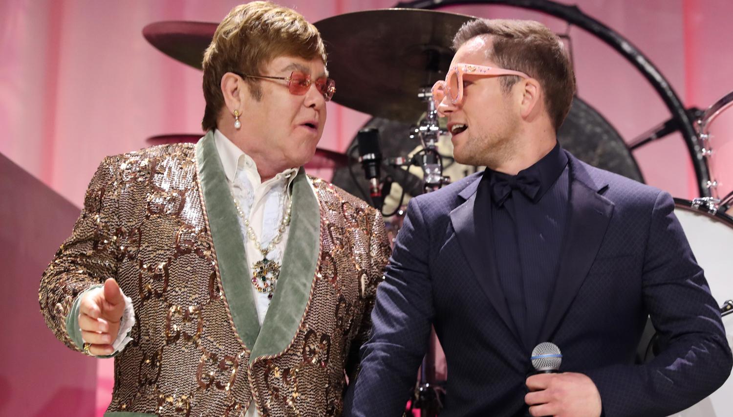 Rocketman | Elton John e Taron Egerton cantam "Tiny Dancer" juntos