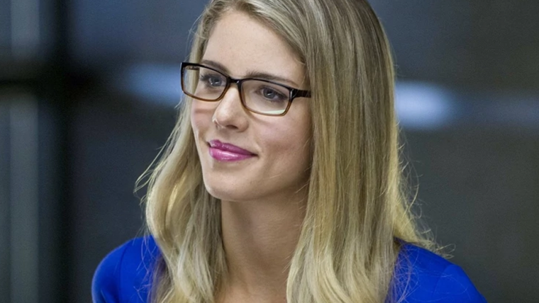 Arrow | Emily Bett Rickards deixa a série antes da última temporada