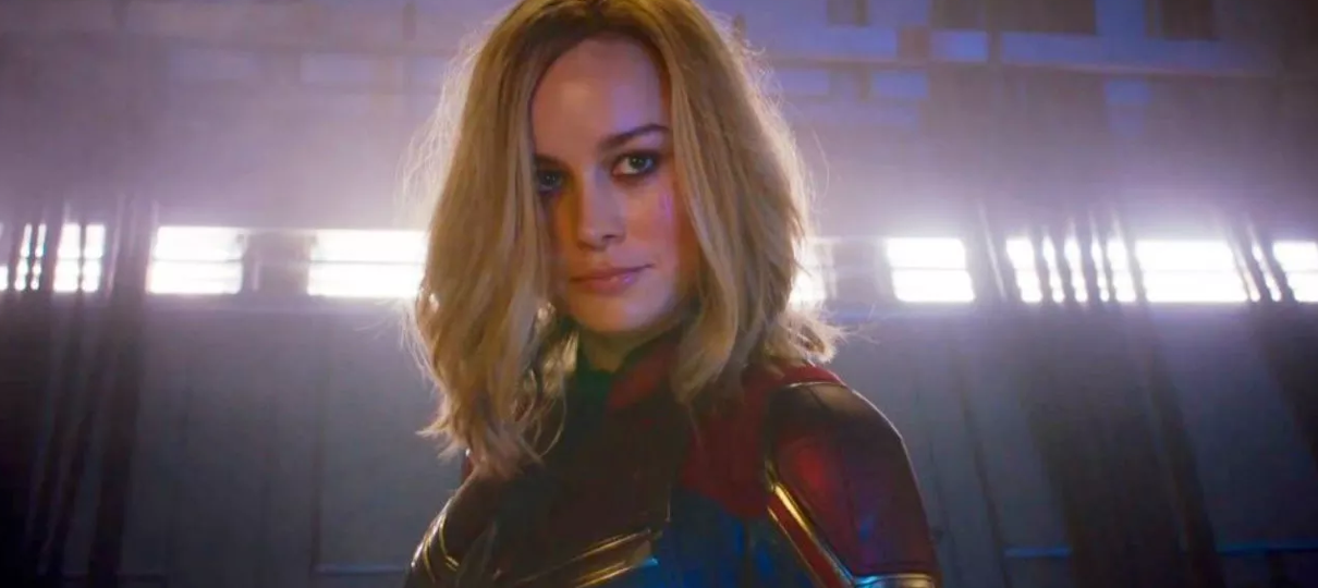 Arte mostra uniforme de Capitã Marvel para Vingadores: Ultimato