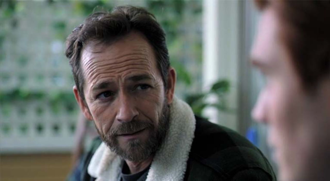 Gravações de Riverdale são interrompidas após morte de Luke Perry