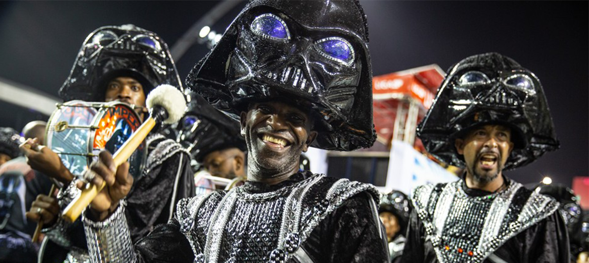 Escola de samba Império de Casa Verde homenageia Star Wars e outros filmes em seu desfile