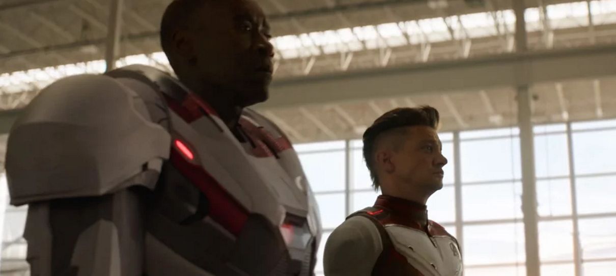 Vingadores: Ultimato | Uniformes brancos podem ter sido inspirados no Quarteto Fantástico