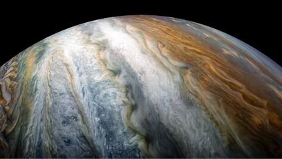 Astrônomos brasileiros descobrem planeta 13 vezes maior que Júpiter