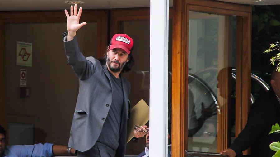 Keanu Reeves está no Brasil para negociar produção de série em São Paulo