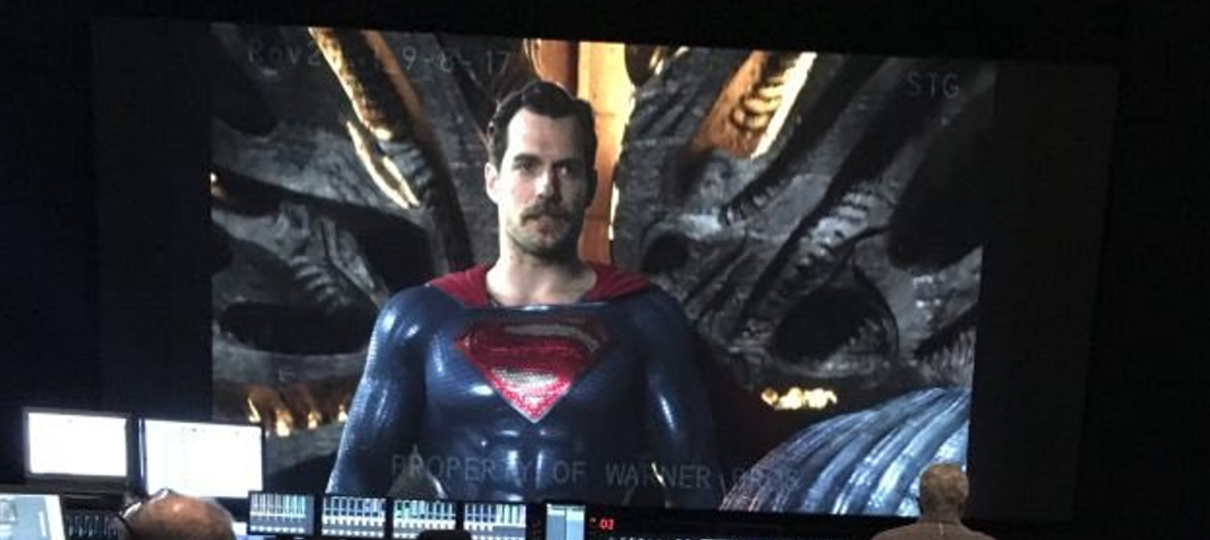 Liga da Justiça | Vazam imagens de Henry Cavill de bigode nas filmagens do filme