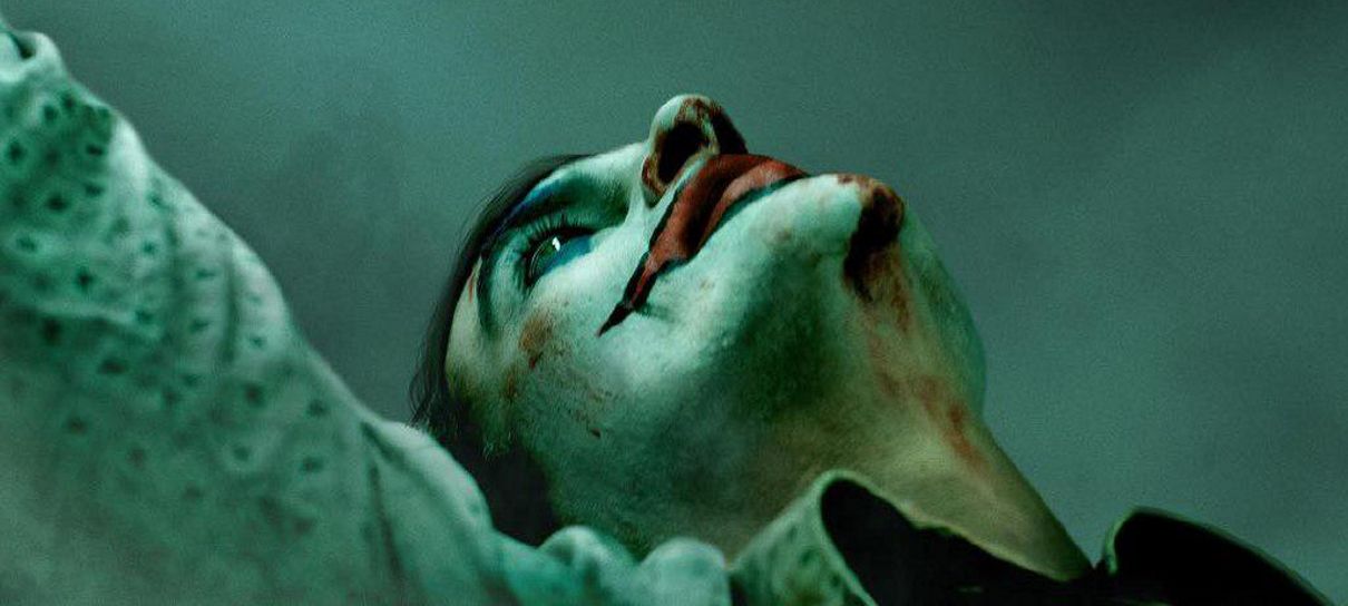 Coringa | Diretor divulga novo pôster e avisa que o trailer está para chegar