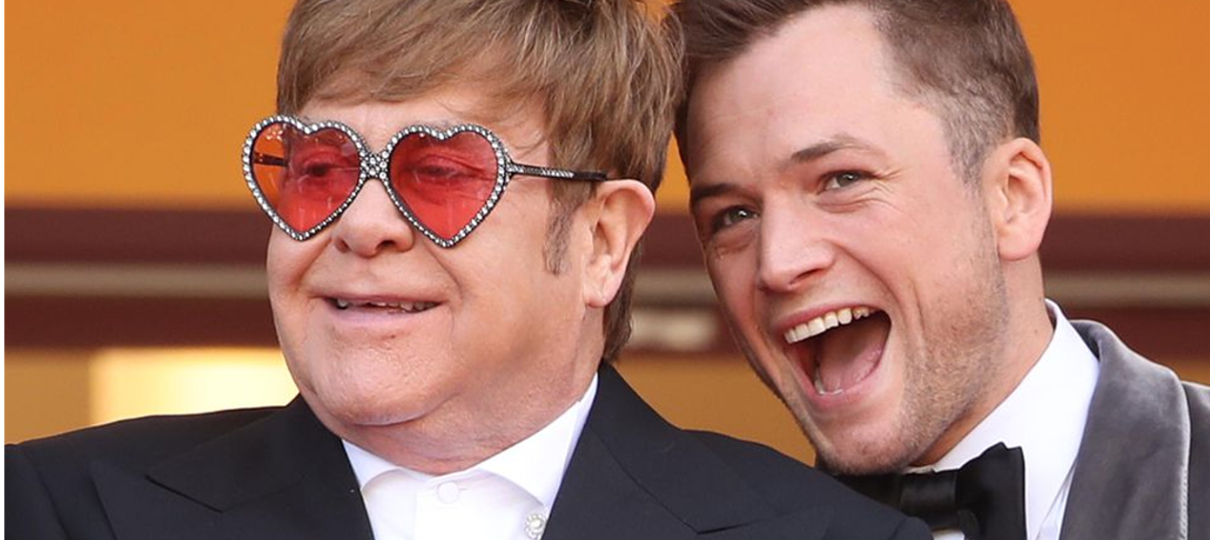 "Não vivi uma vida PG-13", diz Elton John sobre versão família de Rocketman