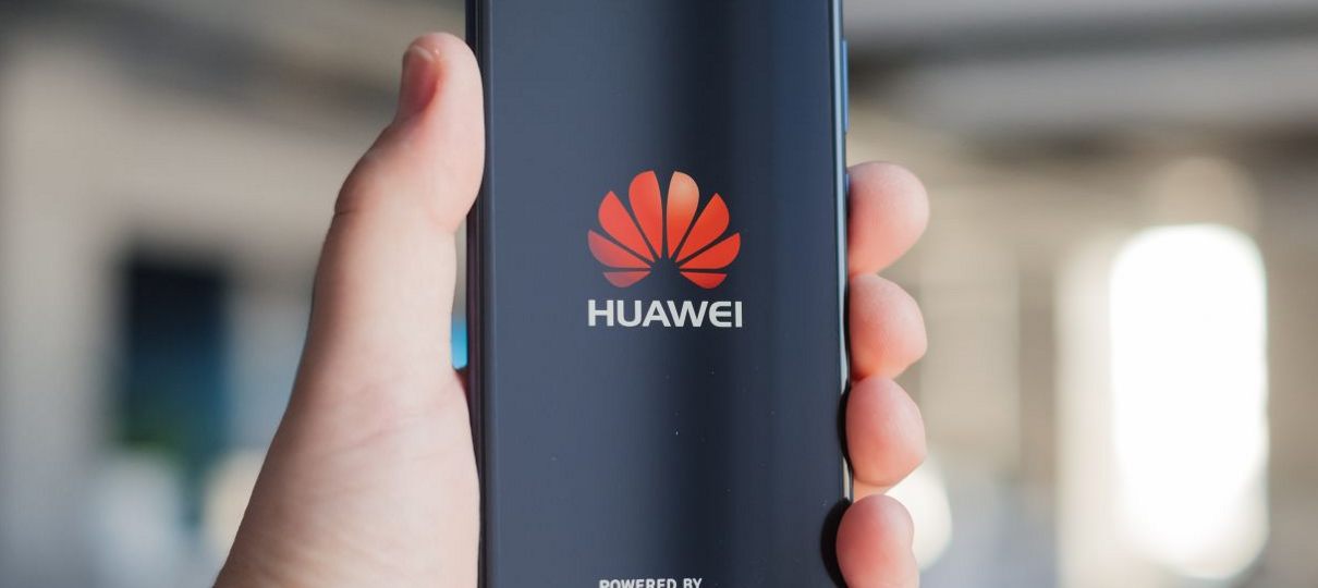 Google corta relações com Huawei