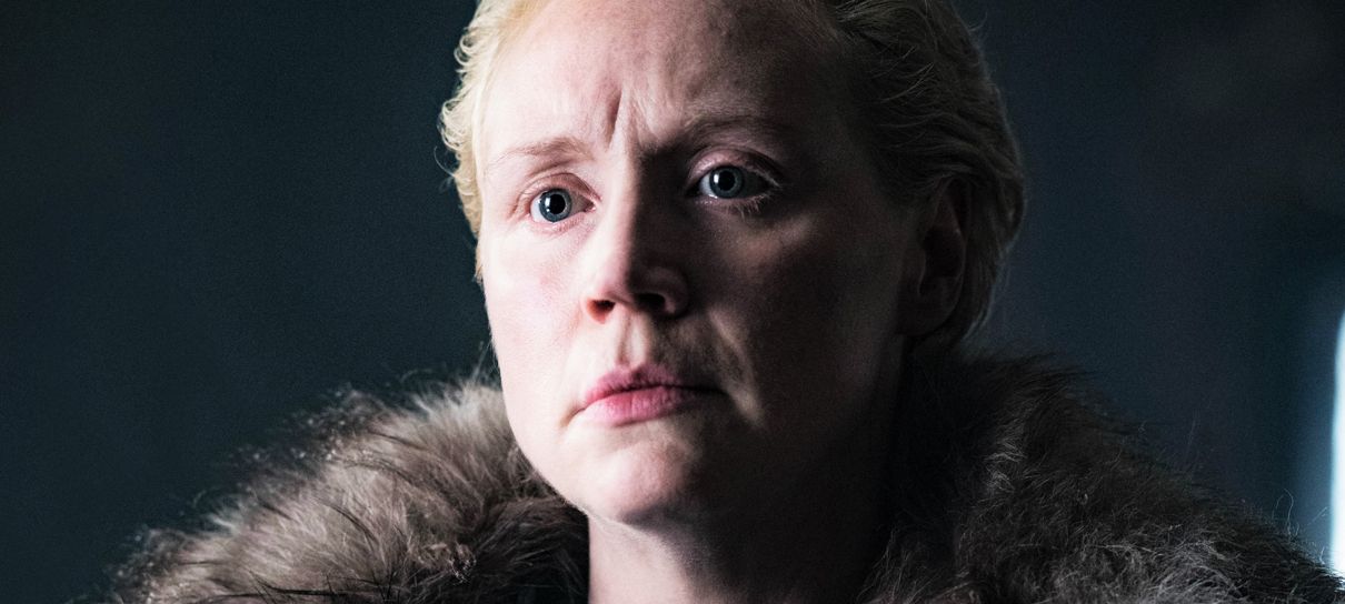 Gwendoline Christie compartilha foto bastidores de Game of Thrones