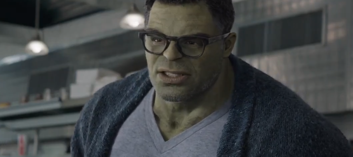 Vingadores: Ultimato | Hulk tira foto com seus fãs em nova cena divulgada