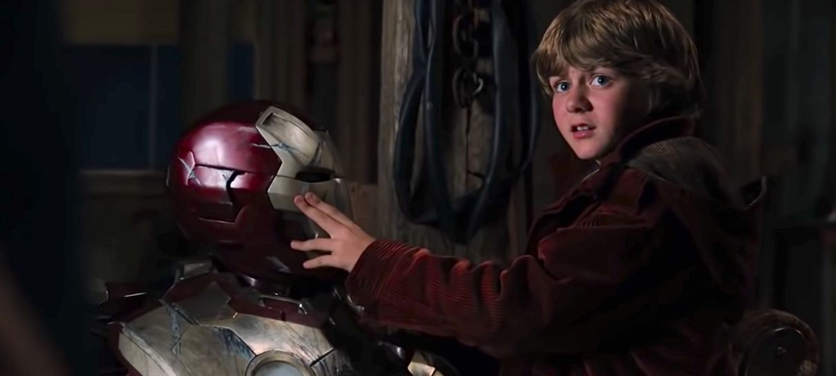 Vingadores: Ultimato | Ty Simpkins gostaria de ser o Rapaz de Ferro