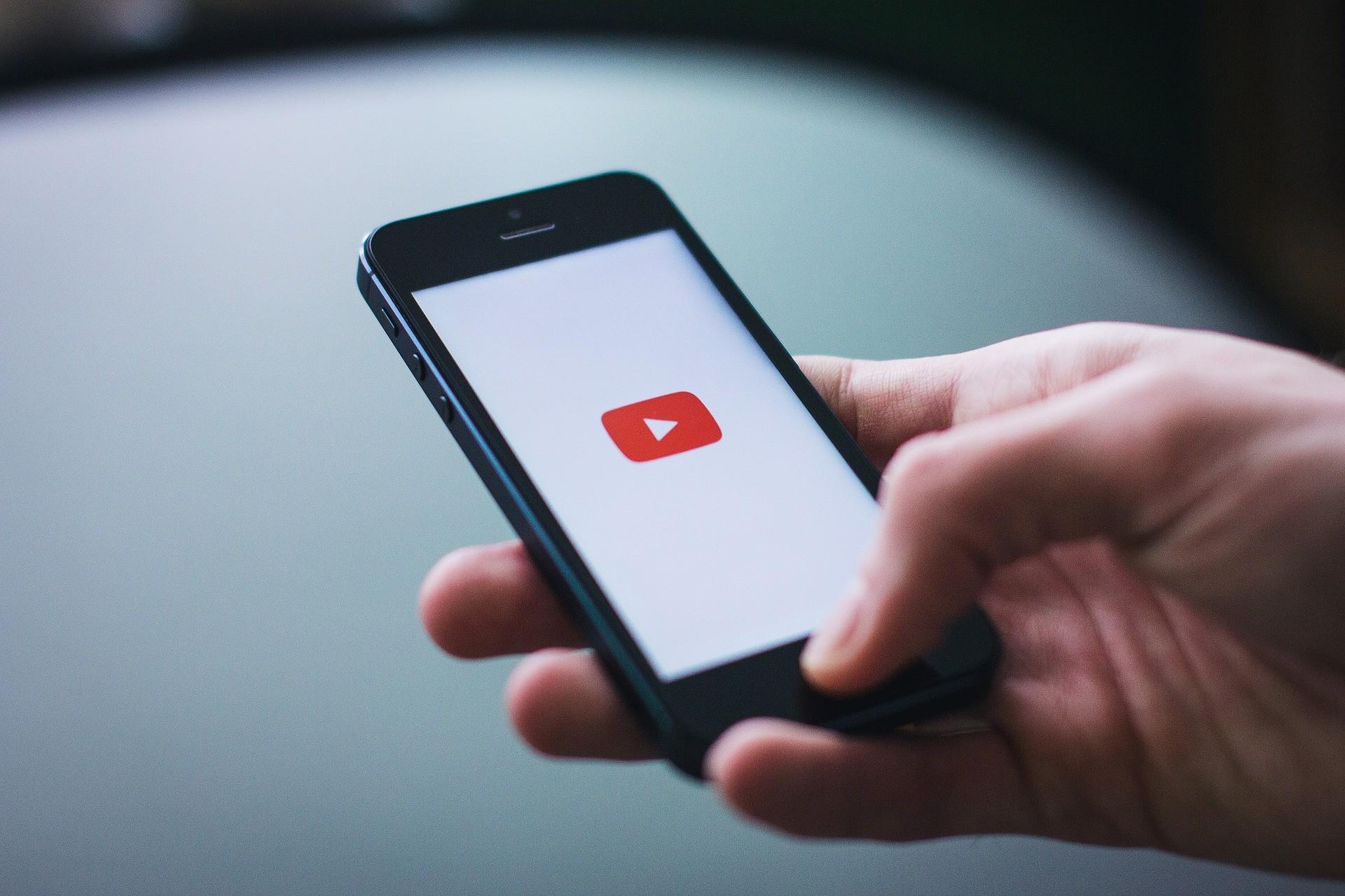 YouTube vai remover milhares de vídeos e canais com discursos de ódio