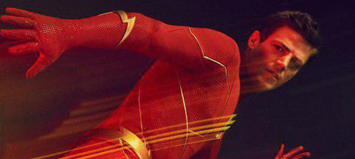 Novas fotos de Flash, Supergirl e Arrow são reveladas