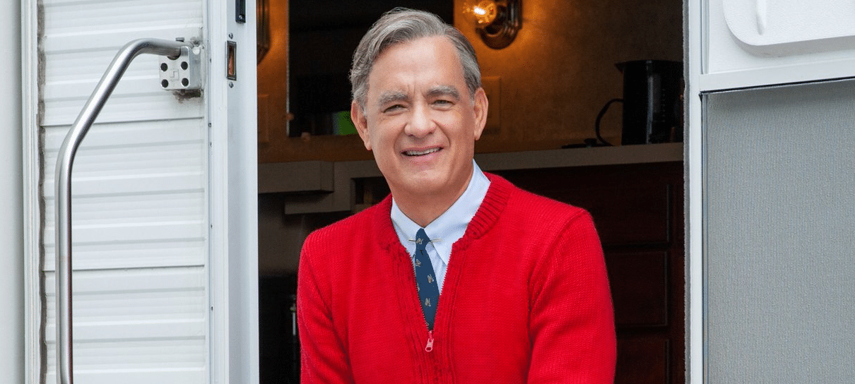 A Beautiful Day in the Neighborhood, estrelado por Tom Hanks, ganha trailer
