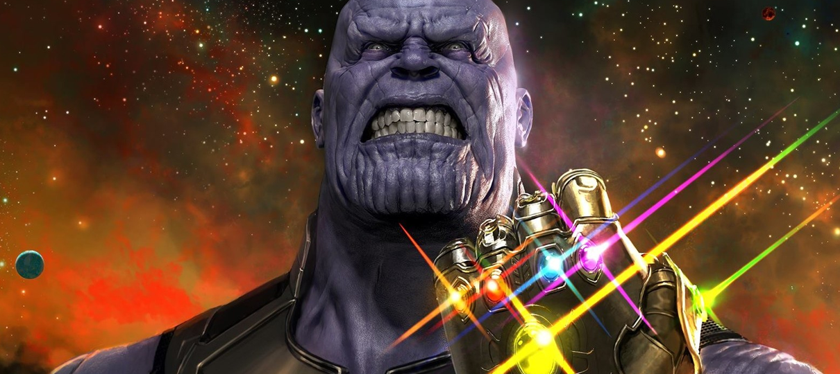 Josh Brolin recria o estalo de Thanos usando uma réplica da Manopla do Infinito
