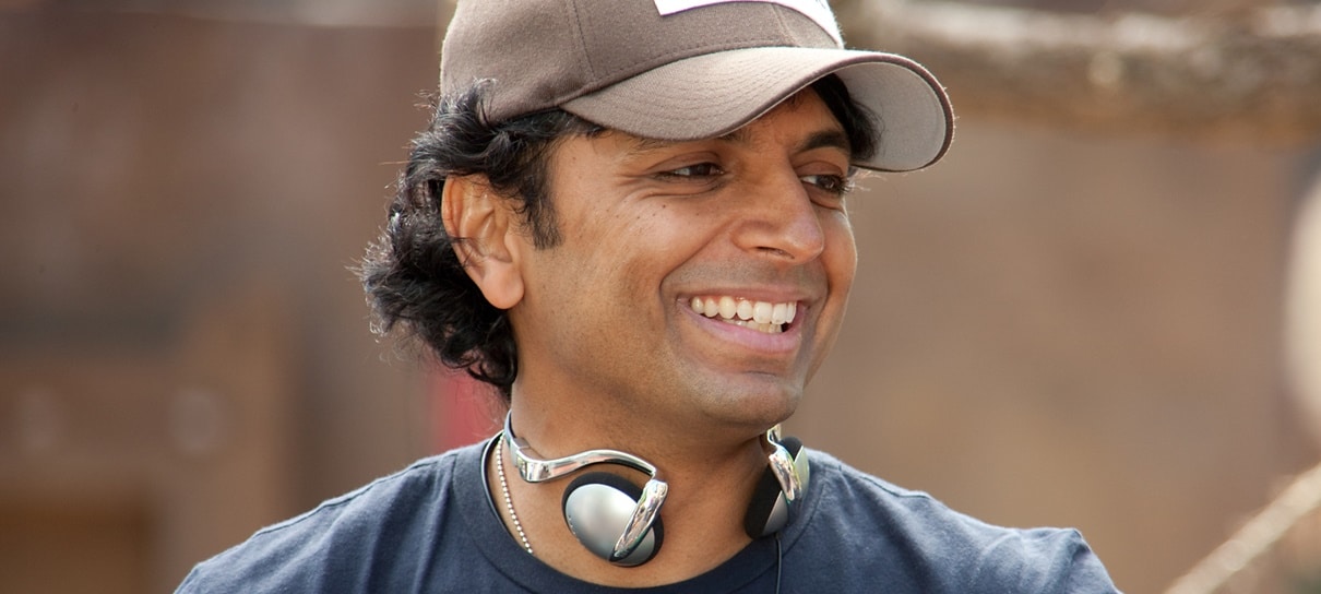 M. Night Shyamalan revela que já conversou várias vezes com a Marvel
