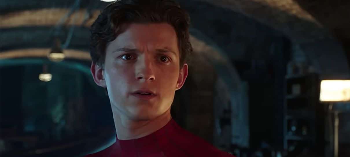 Tom Holland afirma que vai continuar como Homem-Aranha