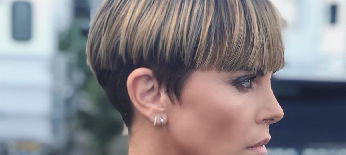 Charlize Theron revela visual de Cipher em Velozes e Furiosos 9