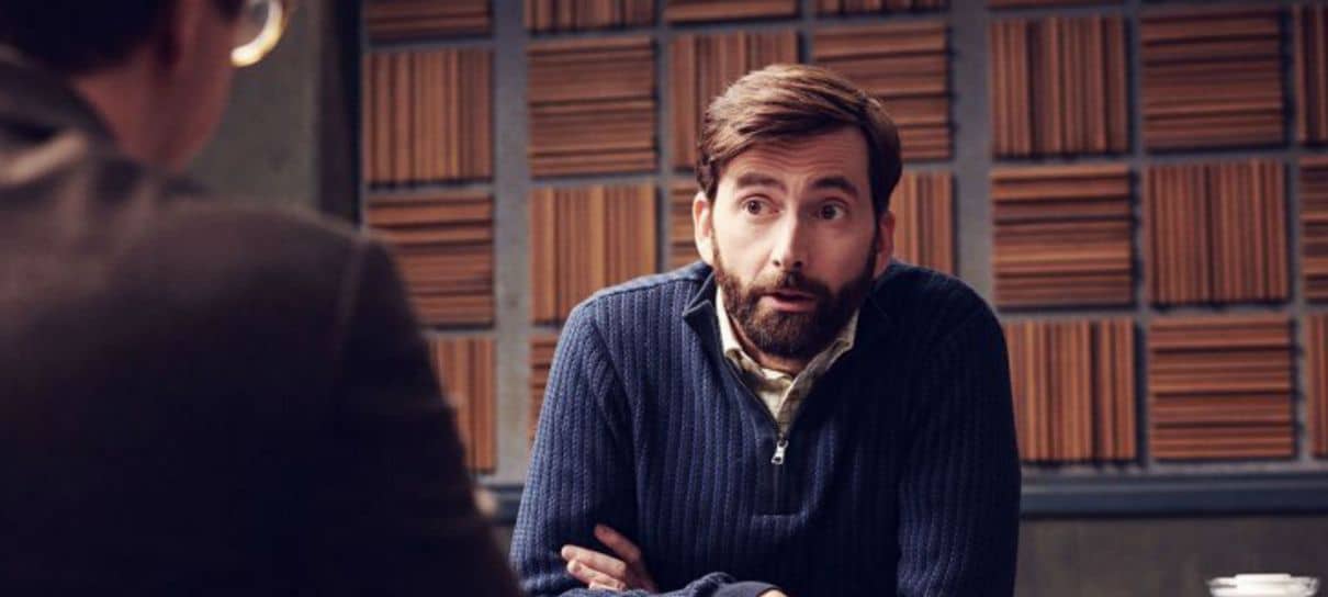 Criminal | David Tennant e Hayley Atwell são suspeitos em trailer de série da Netflix