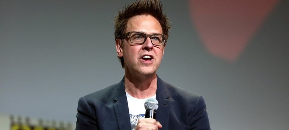 James Gunn anuncia início das gravações do novo Esquadrão Suicida em foto com o elenco