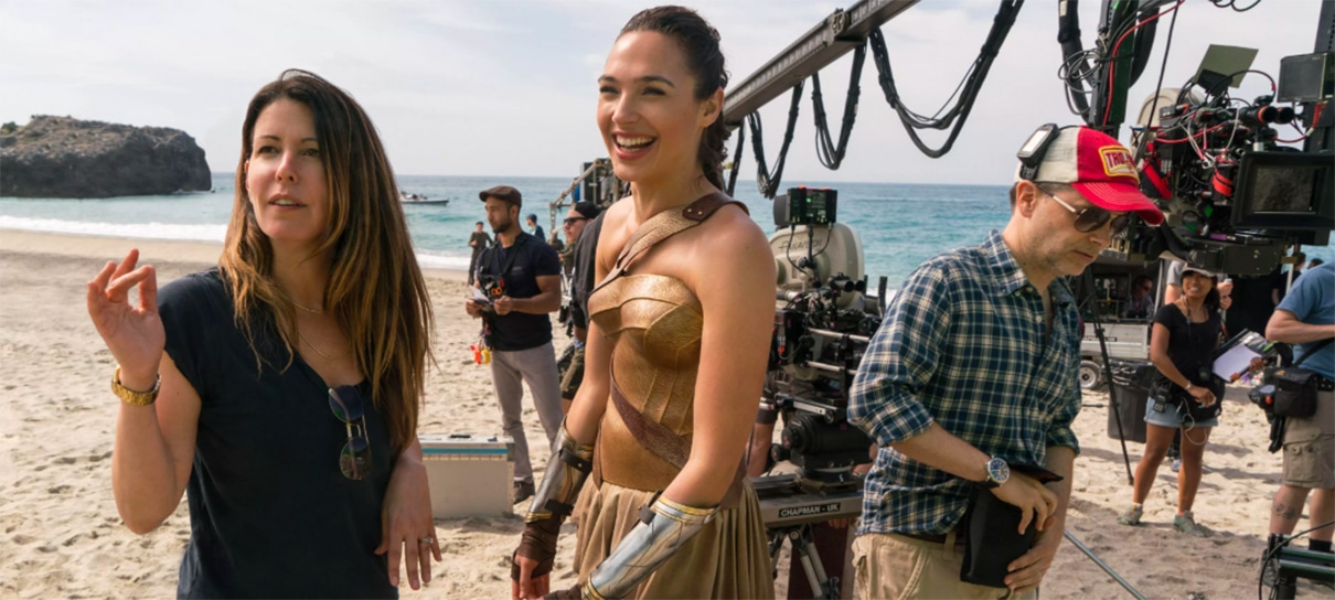 Patty Jenkins, diretora de Mulher-Maravilha, assina contrato com a Netflix