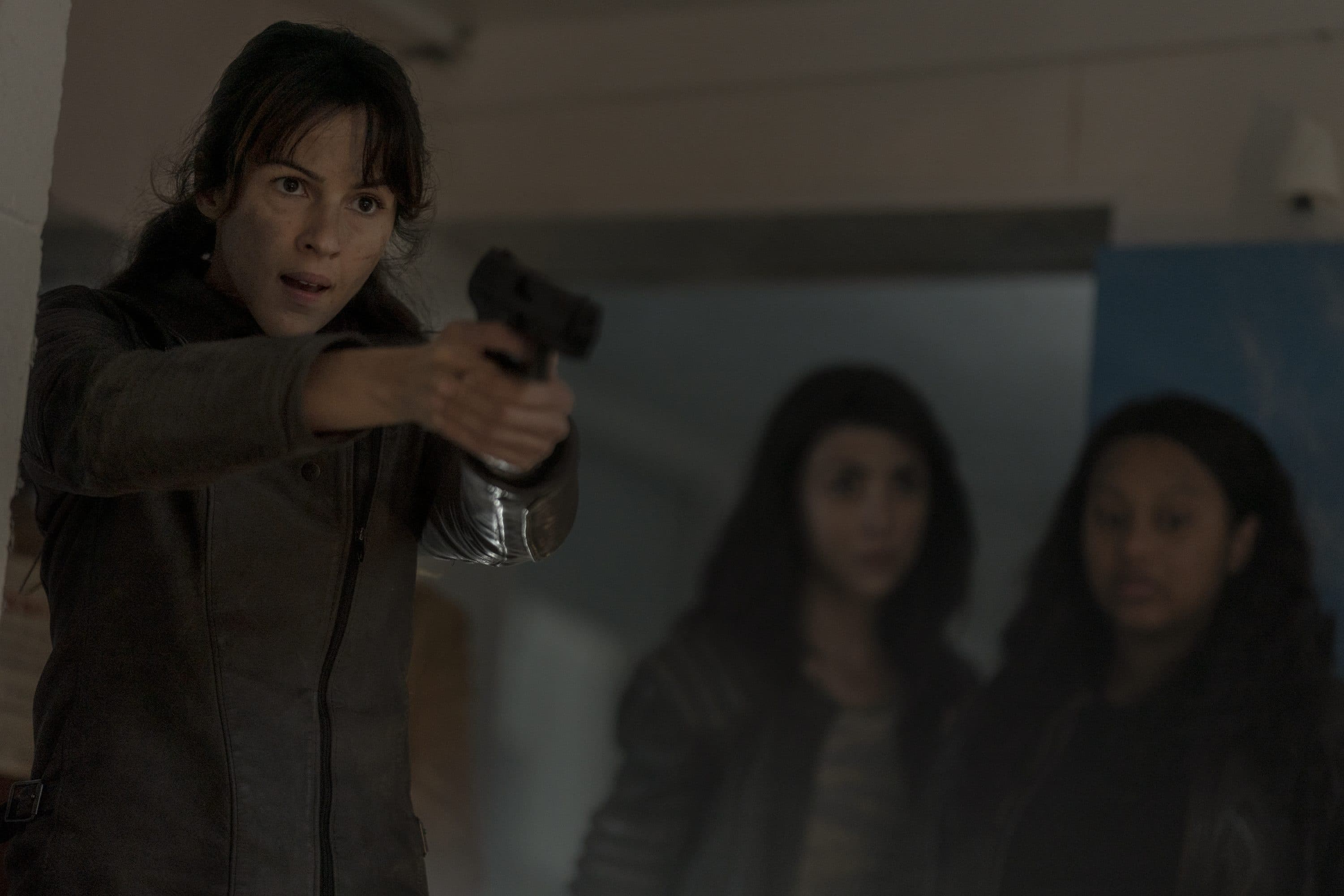 Annet Mahendru as Huck, Aliyah Royale as Iris, Alexa Mansour as Hope - The Walking Dead: World Beyond _ Season 1, Episode 7 - Photo Credit: Zach Dilgard/AMC