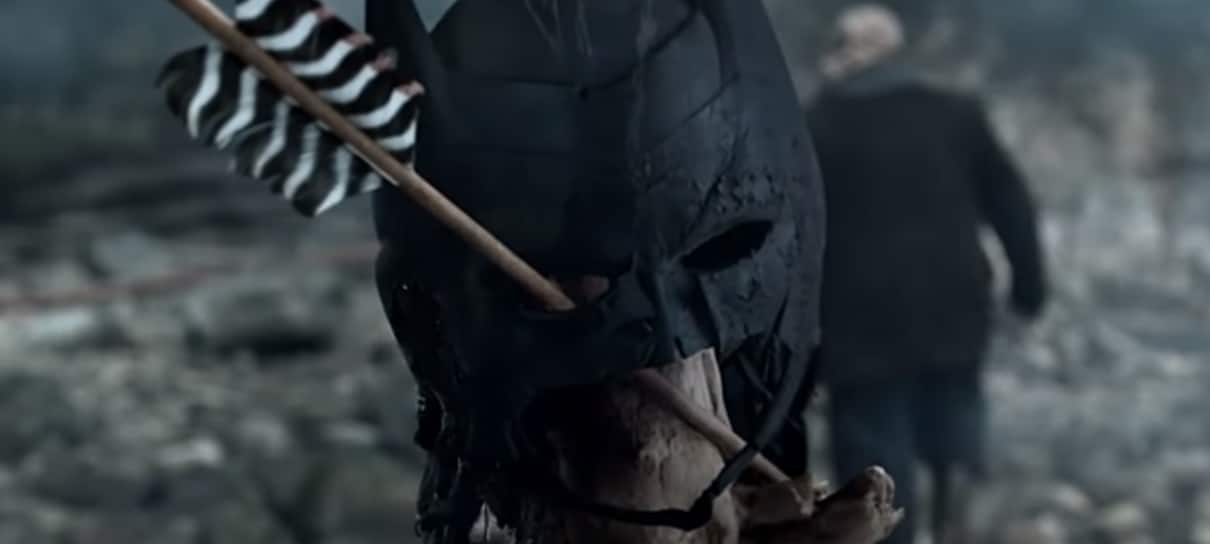 Arrow | Novo trailer da 8ª temporada mostra máscara do Batman