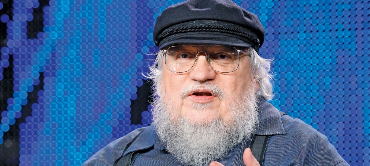 "Não escreverei nenhum roteiro até terminar o próximo livro", diz George R. R. Martin