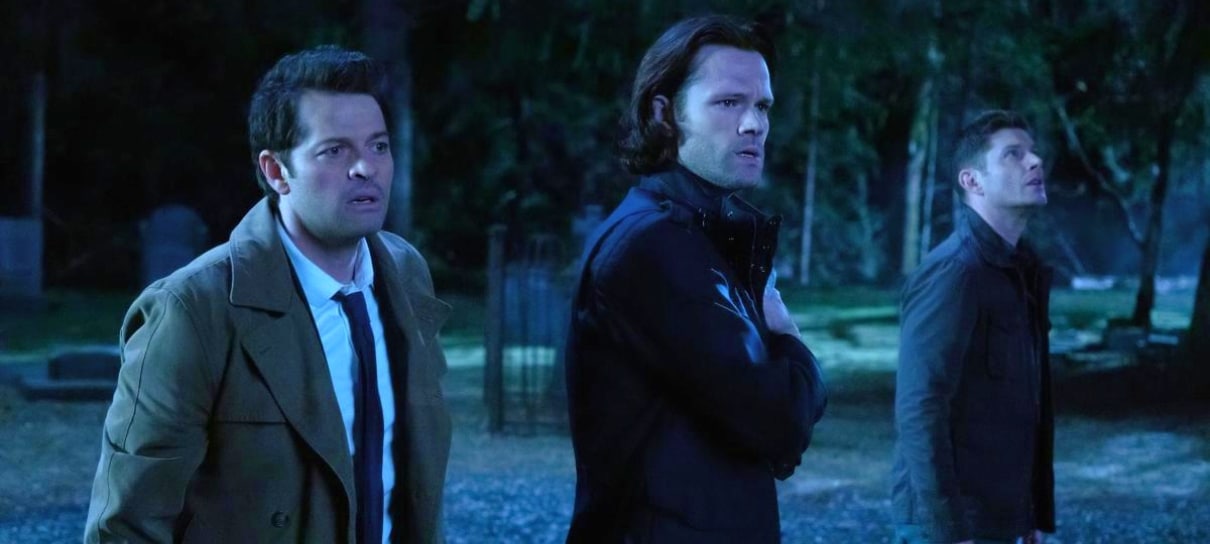 Atores de Supernatural agradecem aos fãs em vídeo