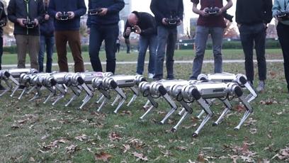 Mini robôs do MIT jogam futebol e mostram proezas em vídeo