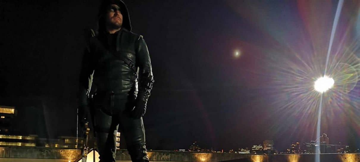 Arrow | Stephen Amell se despede do Arqueiro Verde