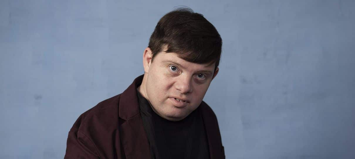 Zack Gottsagen é o primeiro ator com síndrome de down a apresentar o Oscar