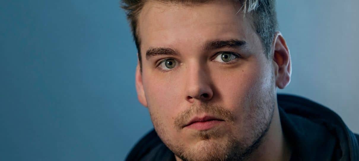 Matrix 4 | Andrew Caldwell, ator de iZombie, entra para o elenco