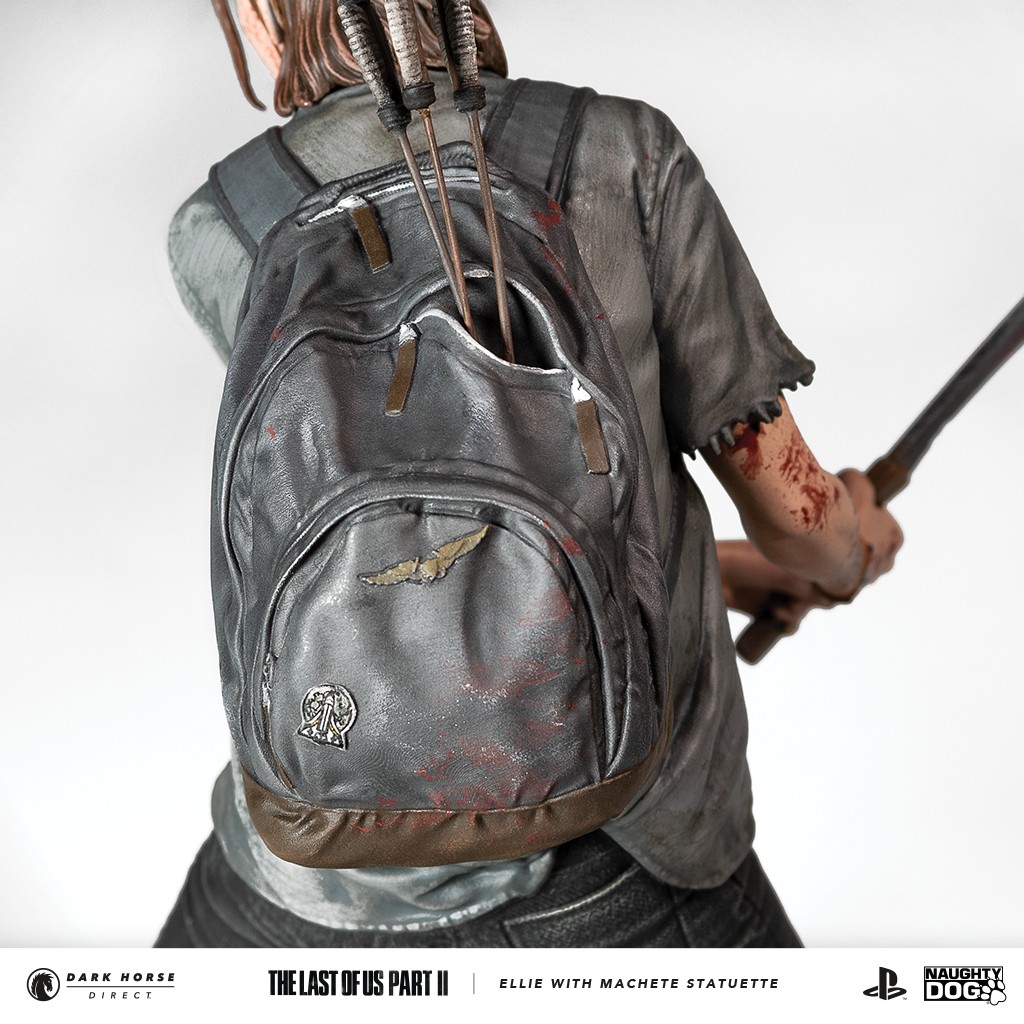 Action Figure Ellie The Last OF Us 2 - Com Arco - Dark Horse