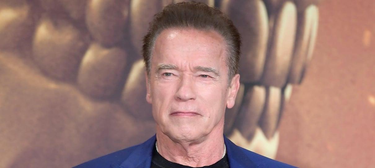 Arnold Schwarzenegger publica vídeo adorável e pede aos fãs que fiquem em casa