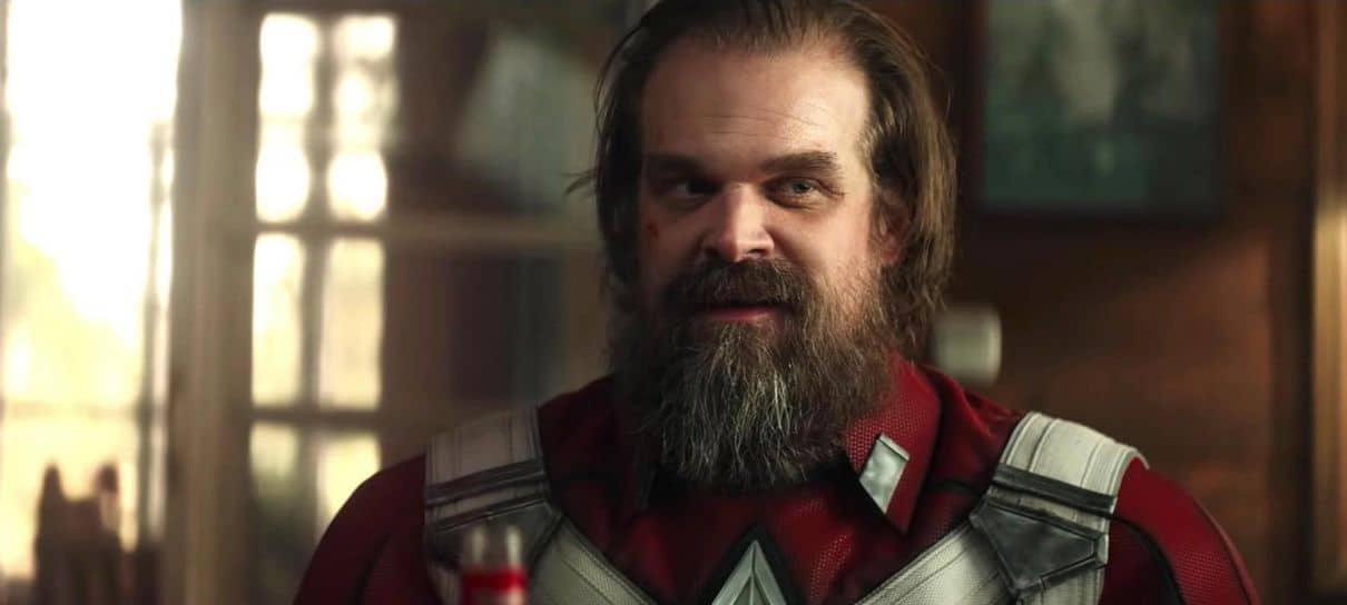 David Harbour acha que Guardião vermelho é o melhor personagem do MCU