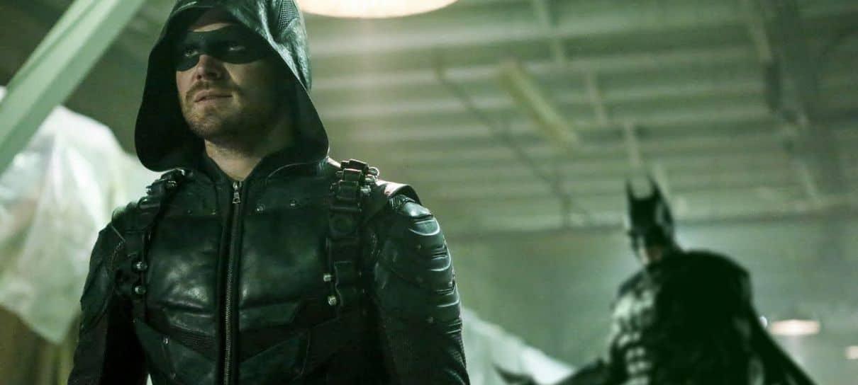 Arrow | Final original da série teria ligação com Batman