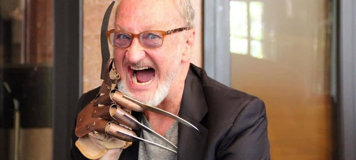 Robert Englund pede para que os fãs fiquem em casa de um jeito bem Freddy Krueger