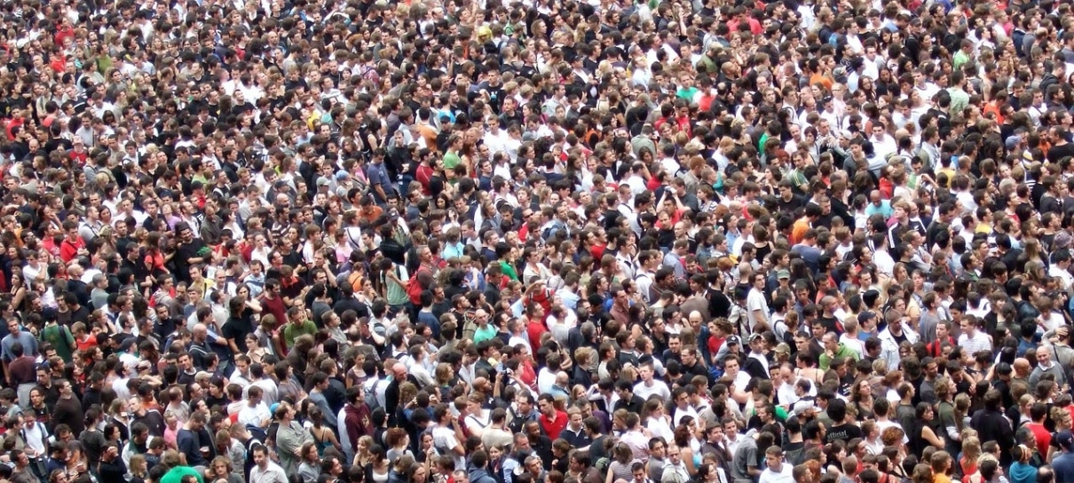 Aplicativo avisa sobre aglomerações e preços abusivos