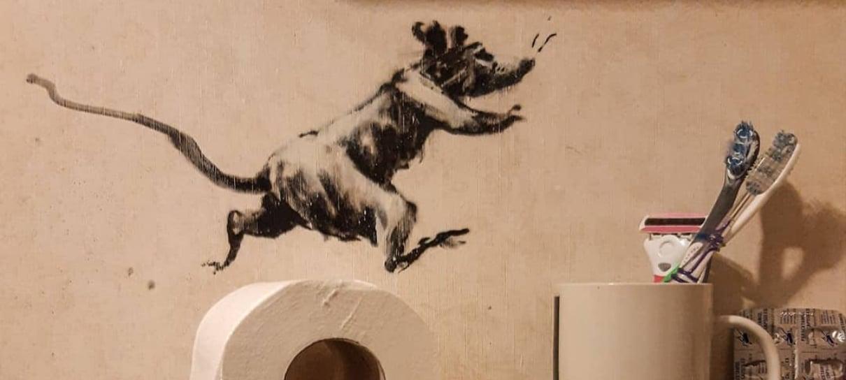 Banksy respeita o isolamento e faz intervenção artística dentro da própria casa