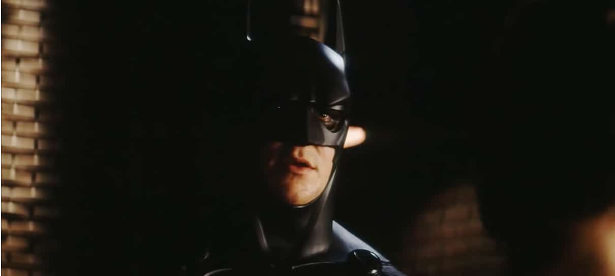 Christian Bale usa traje de Val Kilmer em teste de elenco da trilogia Batman