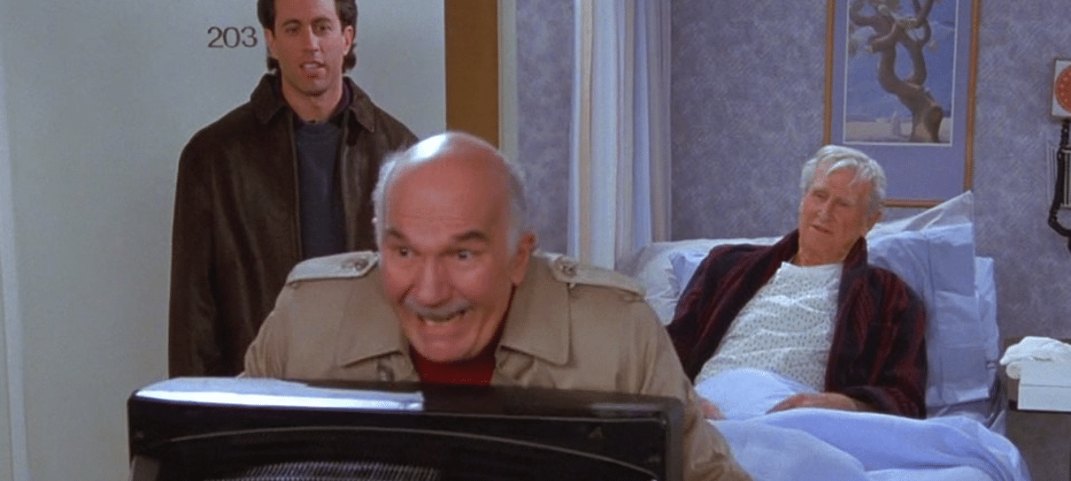 Morre Gene Dynarski, ator de Star Trek e Seinfeld, aos 86 anos